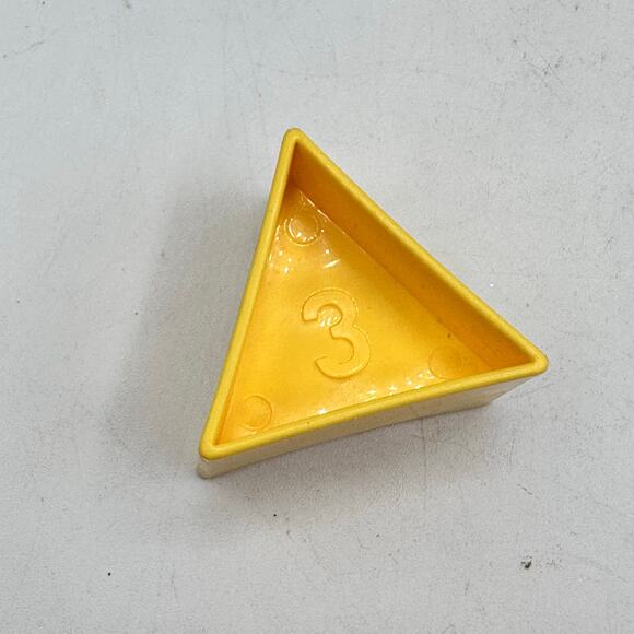 Vintage Tupperware Tuppertoys Sorter 3 Triangle Replacement Block - Picture 3 of 3